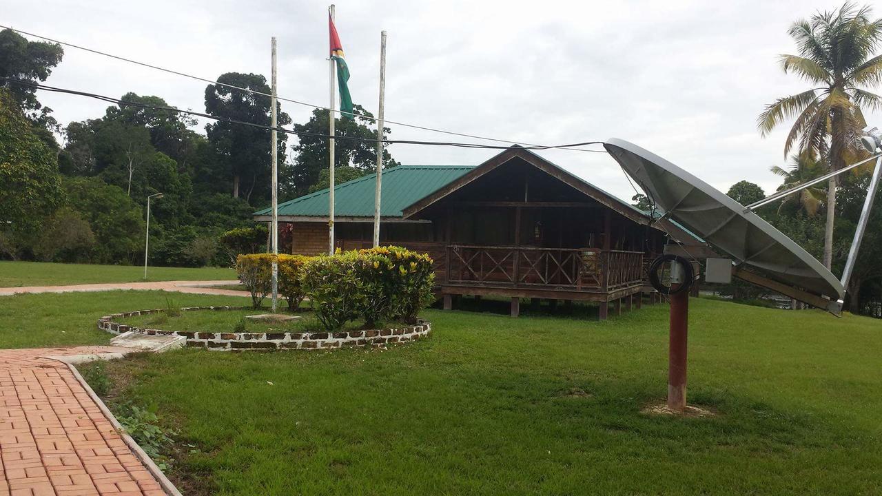 Iwokrama River LodgeMakari エクステリア 写真
